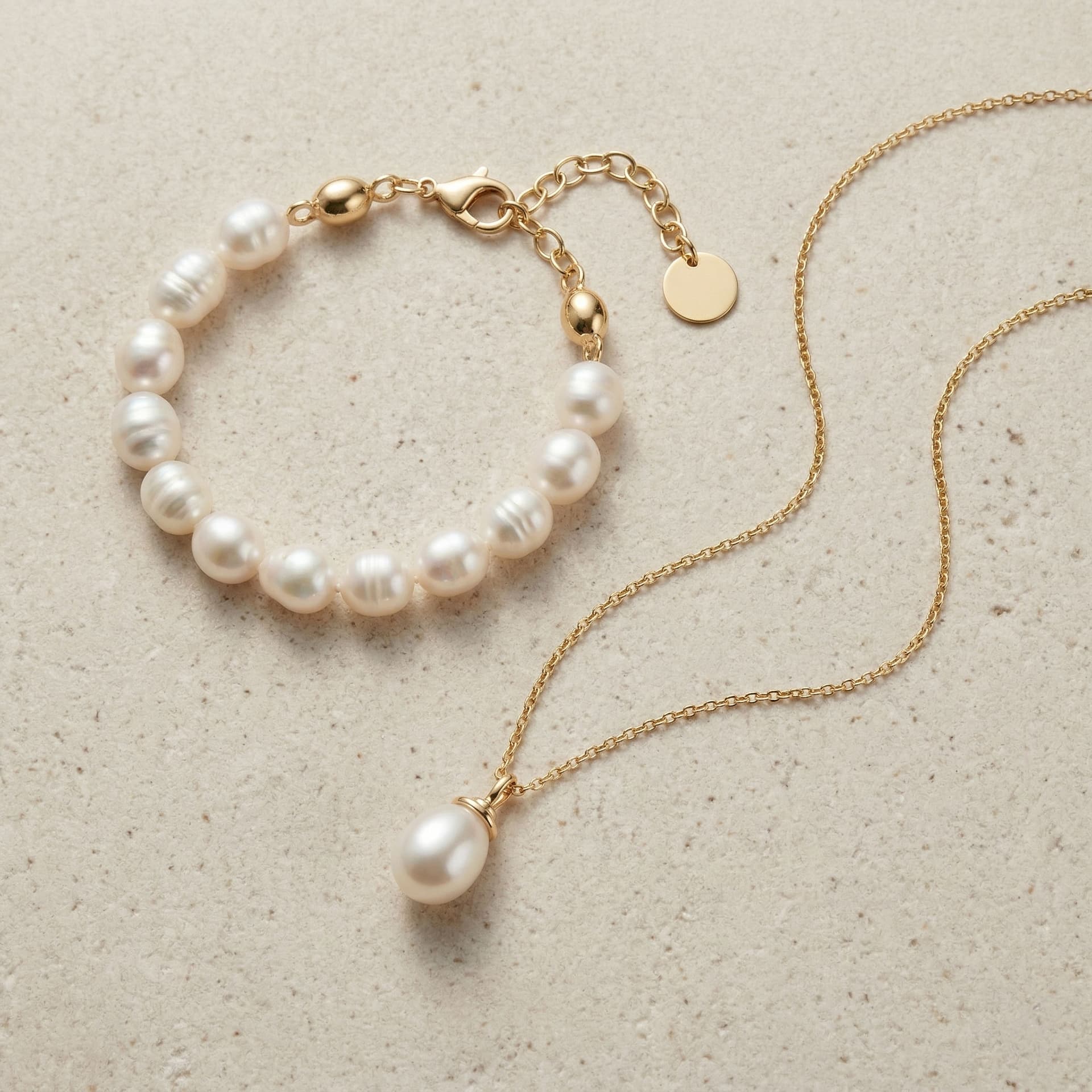 How to care for your freshwater pearl jewelry